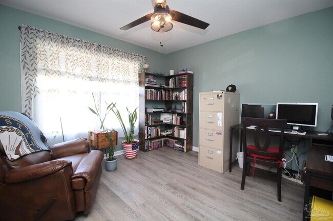 Building Photo - 6376 Burrow Ln