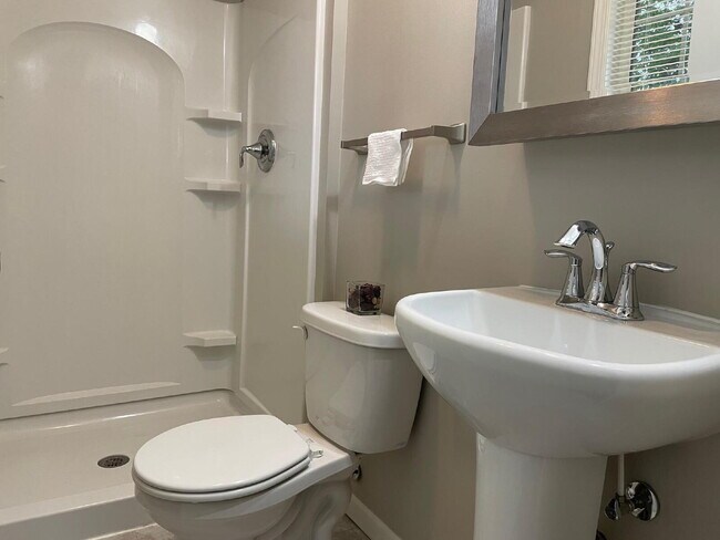 Building Photo - Welcome Home — Modern Ranch in the Chatham School District