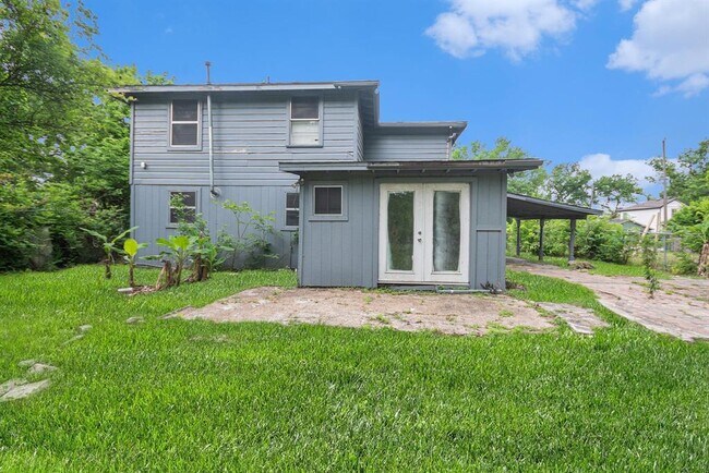 Building Photo - 1014 Dolly Wright St