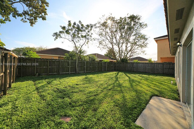 Building Photo - 10270 SW 225th Ln