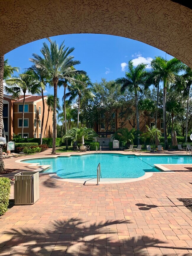 Building Photo - 1235 Reserve Way