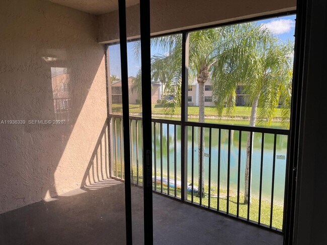 Building Photo - 1149 Independence Trail