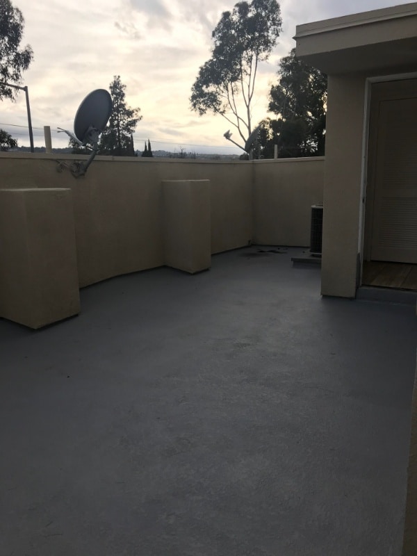 Building Photo - 13012 Riverside Dr