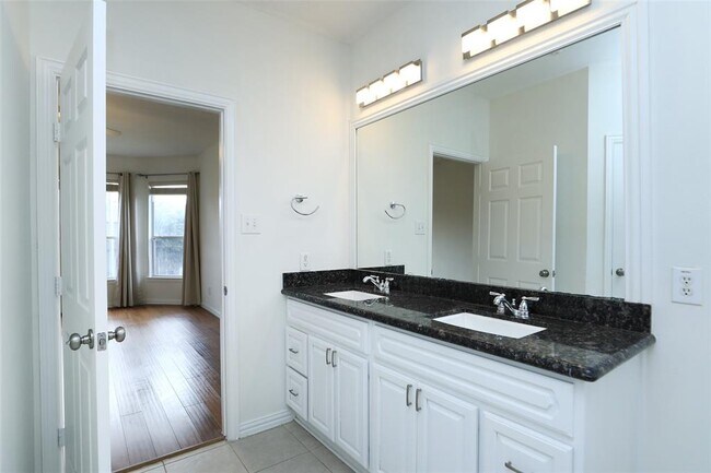 Building Photo - 11411 Cypresswood Trail Dr