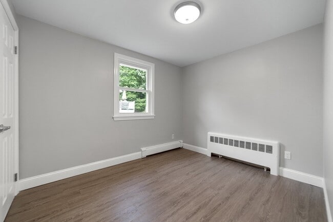 Building Photo - 45 Fottler Rd