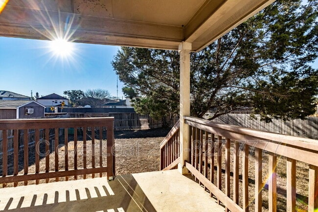 Building Photo - 11710 Wayward Daisy