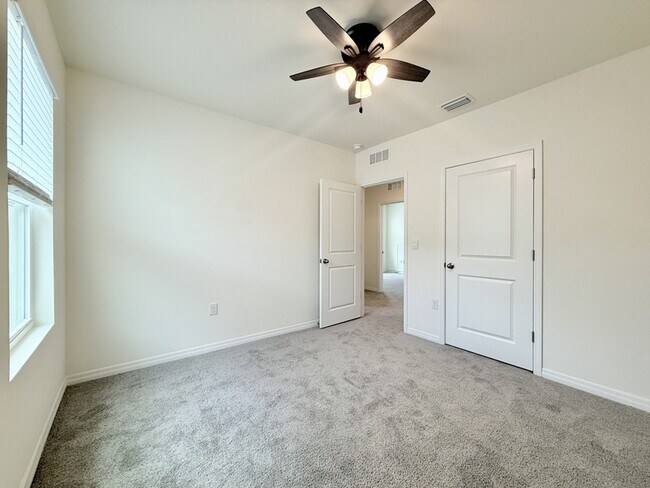 Building Photo - 10759 Penny Gale Loop