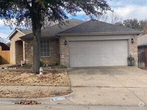 Building Photo - 803 Slaughter Ln