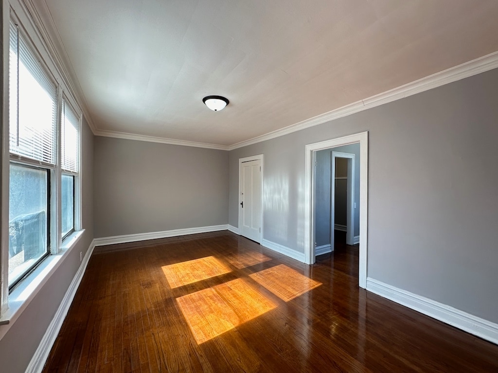 Building Photo - 3123 N Hamlin Ave