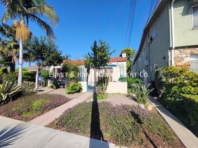 Primary Photo - 332 Hermosa Ave
