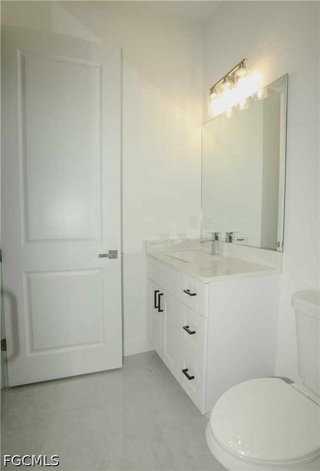 Building Photo - 143 Harold Ave S