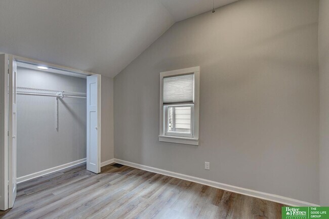 Building Photo - 6519 Parker St