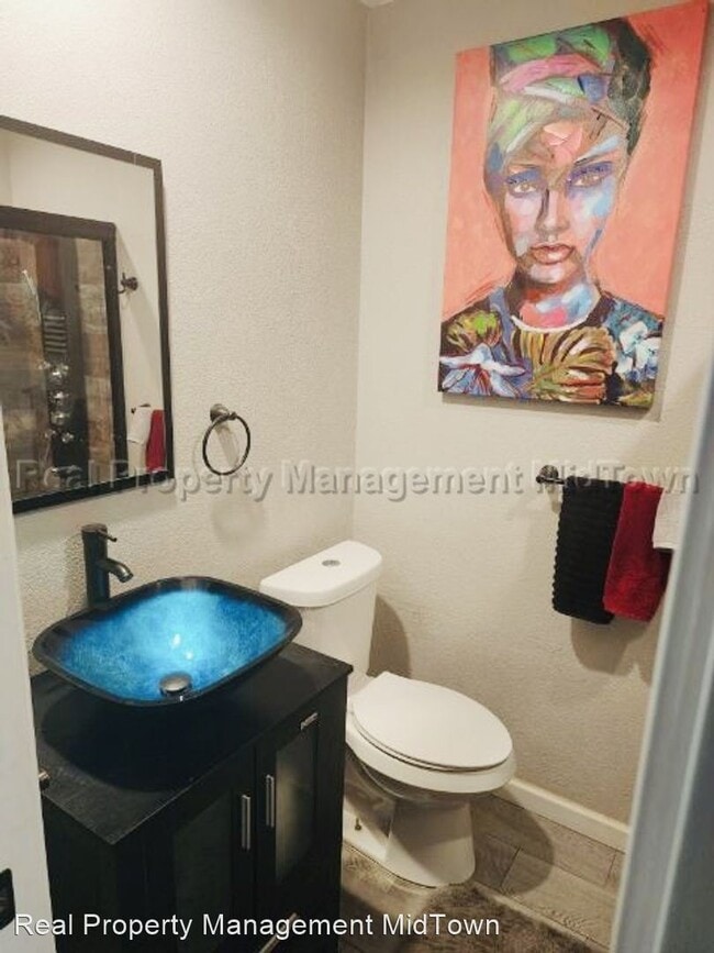 Building Photo - 3 br, 2 bath House - 703 Matthews Ct.