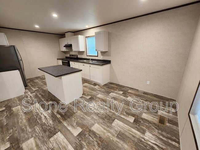 Building Photo - 1433 Grand Ave