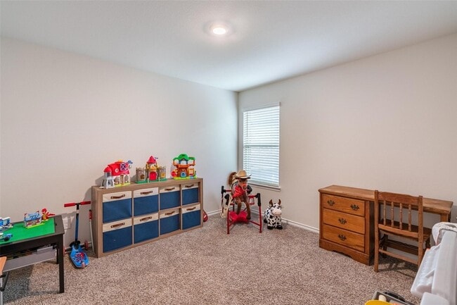 Building Photo - 121 Admiral Ln