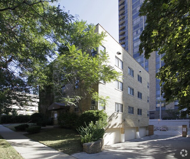 Building Photo - The Waldorf