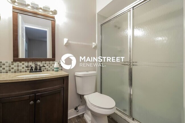 Building Photo - 4 Bedroom Pet-Friendly Home in Orlando, FL with Main Street Renewal
