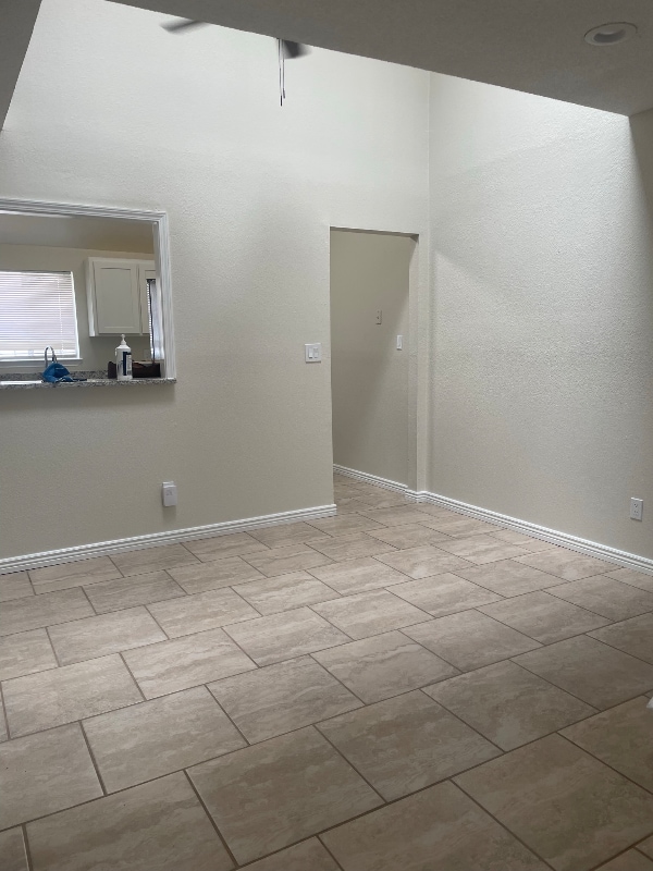 Building Photo - 3116 Voss Dr
