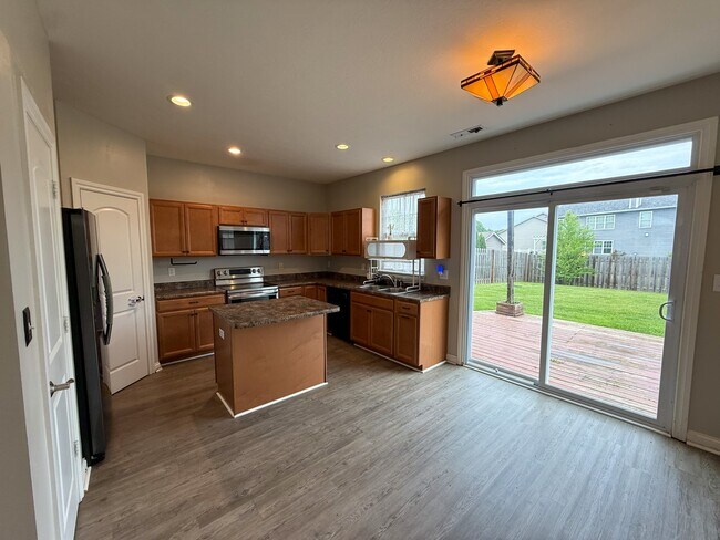 Building Photo - 8836 Kipling Dr