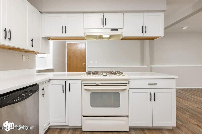 Building Photo - 11113 Aurora Cir