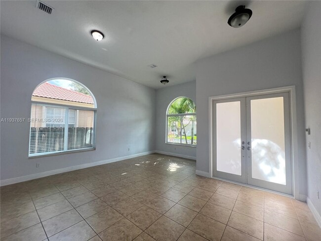 Building Photo - 16020 SW 91st Ct