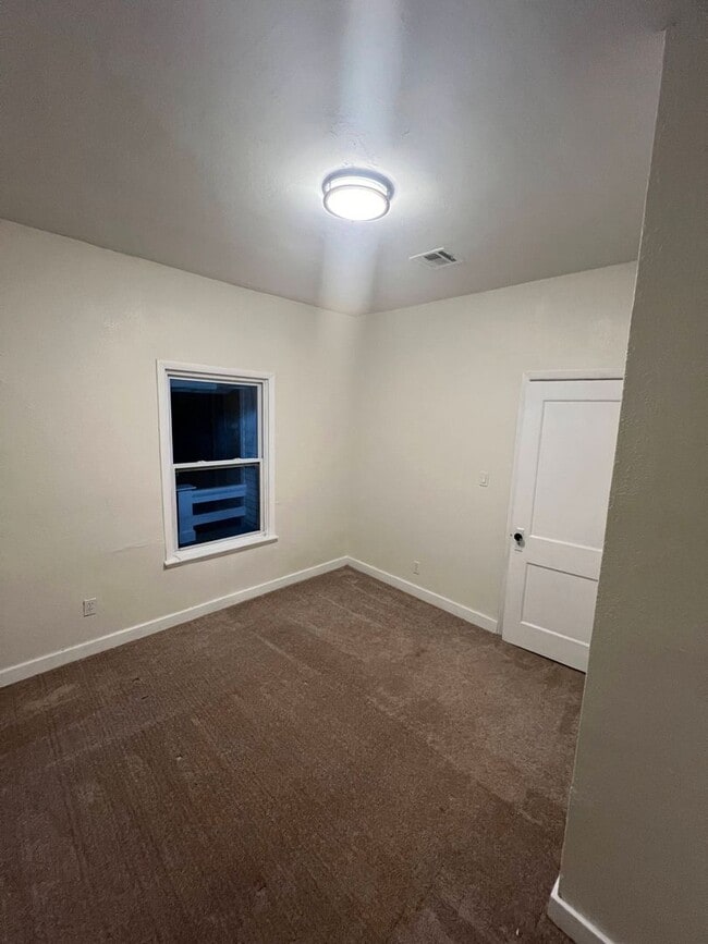 Building Photo - Rent-to-Own Opportunity