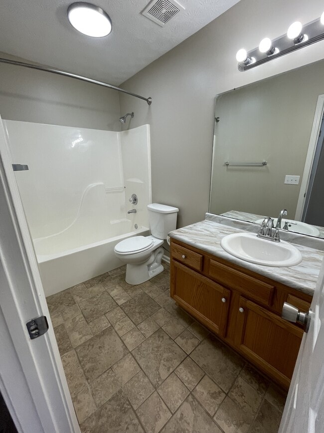 Building Photo - 2059 Adelsheim Cir SW