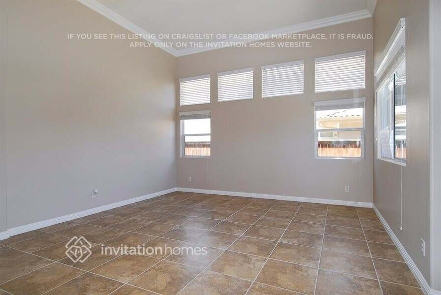 Building Photo - 26683 Alta Ave