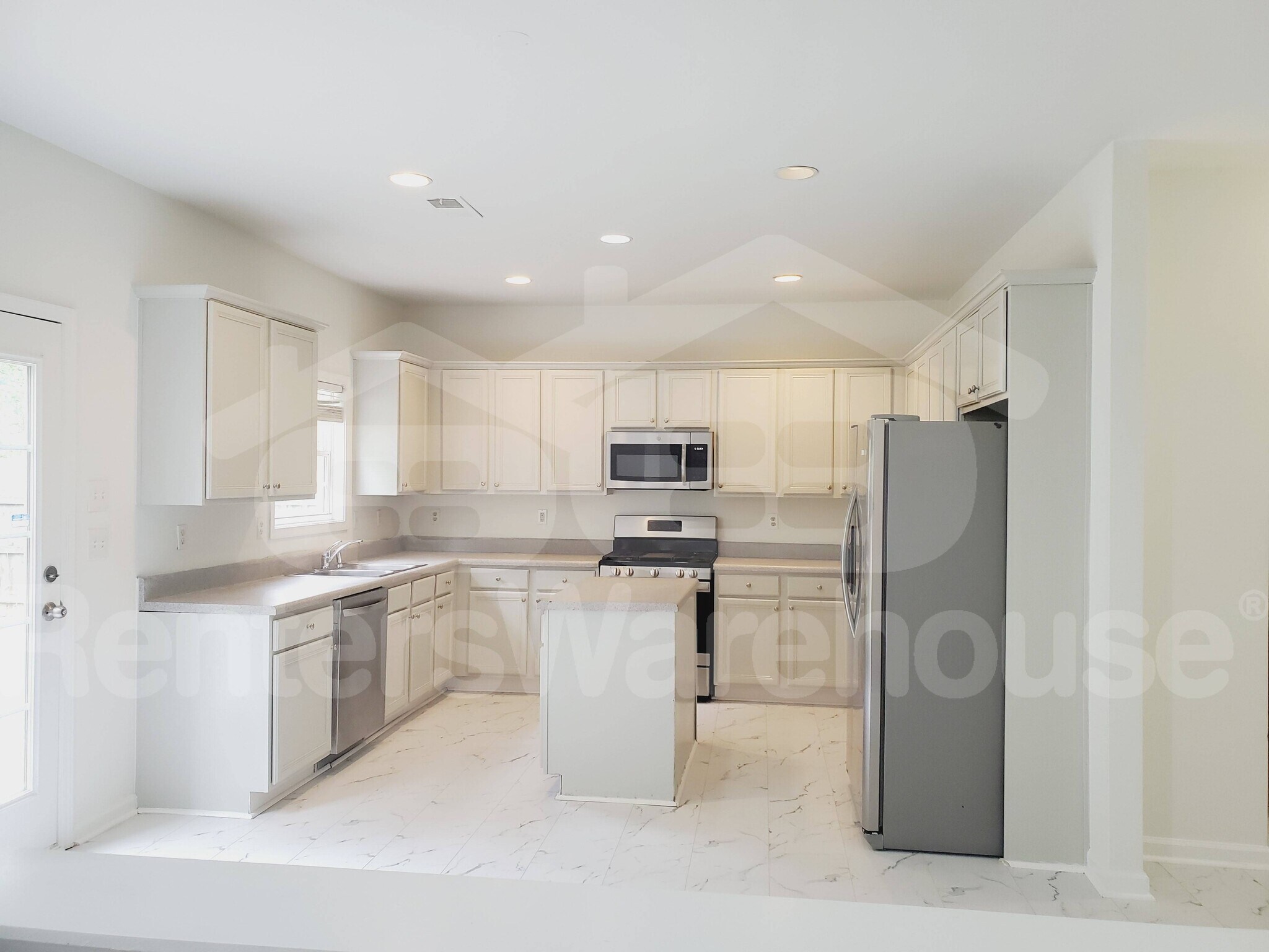 Building Photo - 6555 Brandemere Way SW