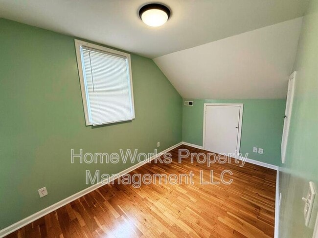 Building Photo - 2703 White Ave