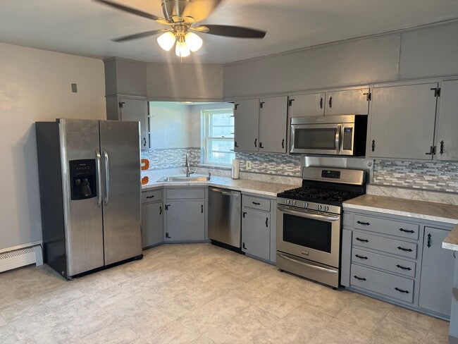 Building Photo - Spacious West Norriton Old World charm 4 B...