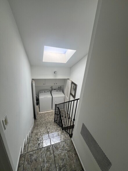 Building Photo - 9601 Sylmar Ave