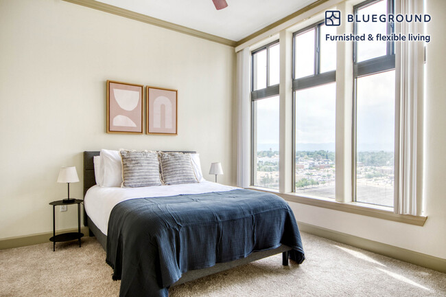 Building Photo - 4550 Cherry Creek S Dr
