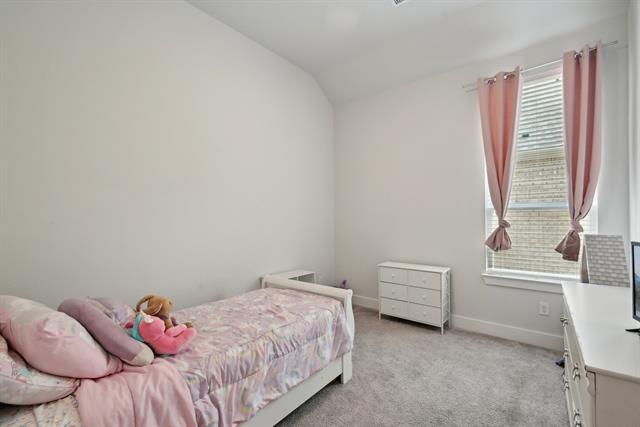 Building Photo - 453 Arcane St