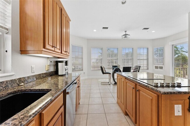 Building Photo - 3020 Gulf of Mexico Dr