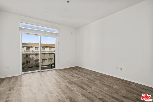 Building Photo - 13200 Pacific Promenade