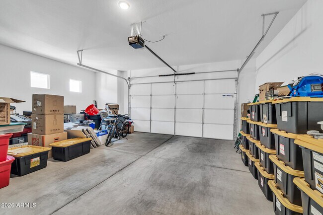 Building Photo - 10518 W Albert Ln