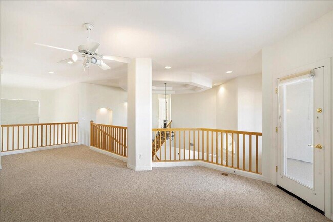 Building Photo - 5505 E Calle Del Sol