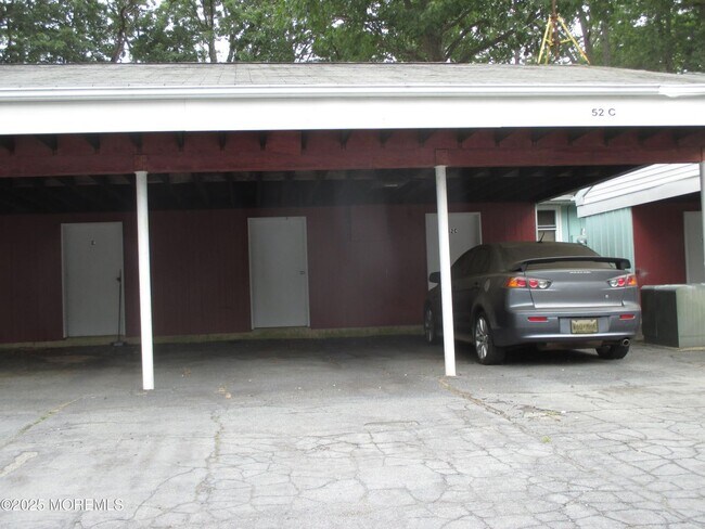 Building Photo - 52D Cambridge Ct