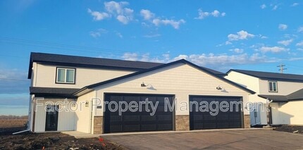 Building Photo - 3130 Scotch Ln