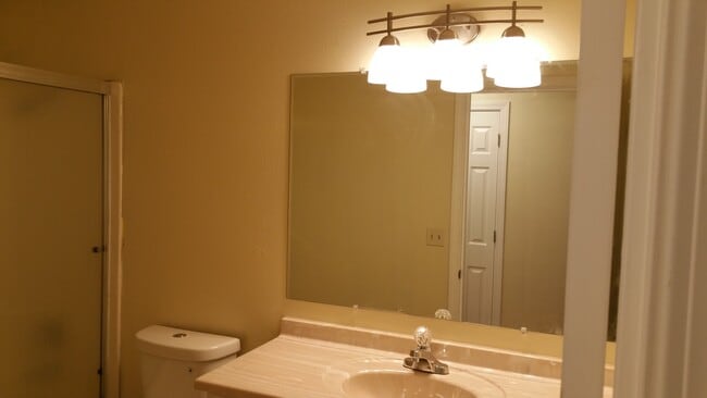 Building Photo - 3617 Silverstone Dr NE