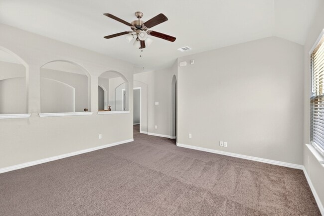 Building Photo - 1012 Summer Ln