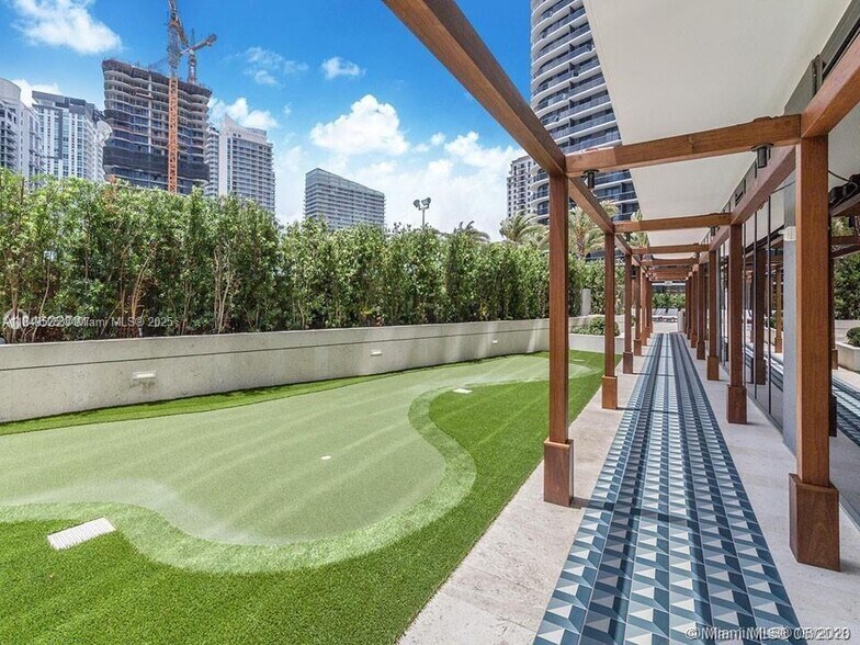 Building Photo - 801 S Miami Ave