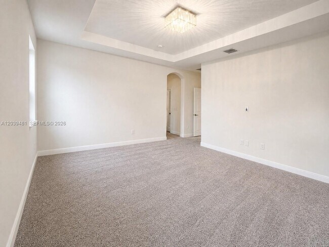Building Photo - 8605 NW 102nd Ct