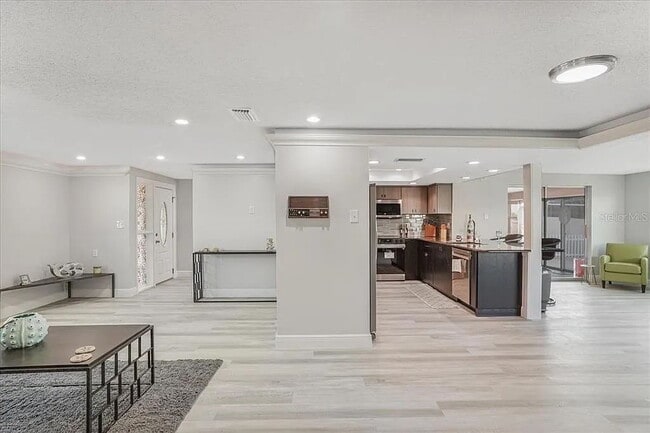 Building Photo - Fully Renovated 2-Bed, 2-Bath Retreat in G...