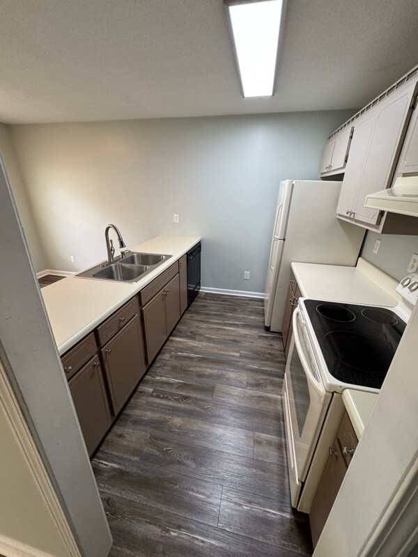 Building Photo - 113 Nanci Ln