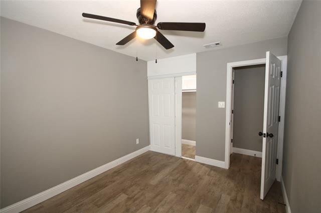 Building Photo - 5406 Yaupon Dr