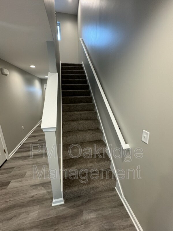 Building Photo - 205 Bruns Dr