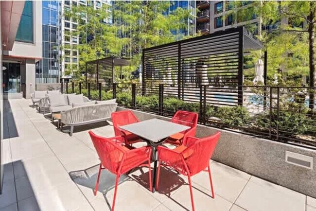 Building Photo - 131-149-149 Seaport Blvd