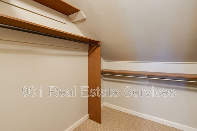 Building Photo - 5350 Edenshire Cove